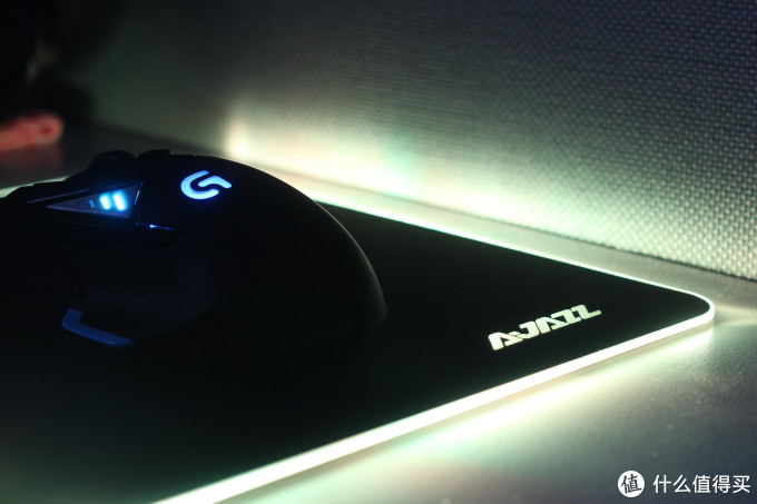 神说,要有光 —— AJAZZ黑爵 Pad RGB 游戏发光 鼠标垫测评