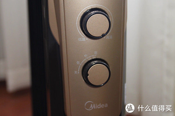 VS对流式取暖器（欧式）——Midea 美的 NY2011-16JW油汀取暖器 开箱