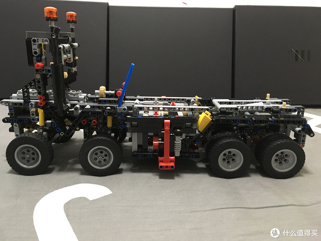 LEGO 乐高 42043 奔驰卡车 & 定制亚克力展示盒