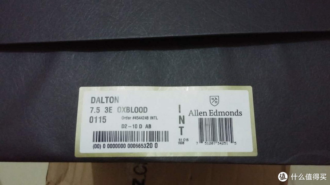 #原创新人# Allen Edmonds  牛血红布洛克 雕花男靴 开箱&护理