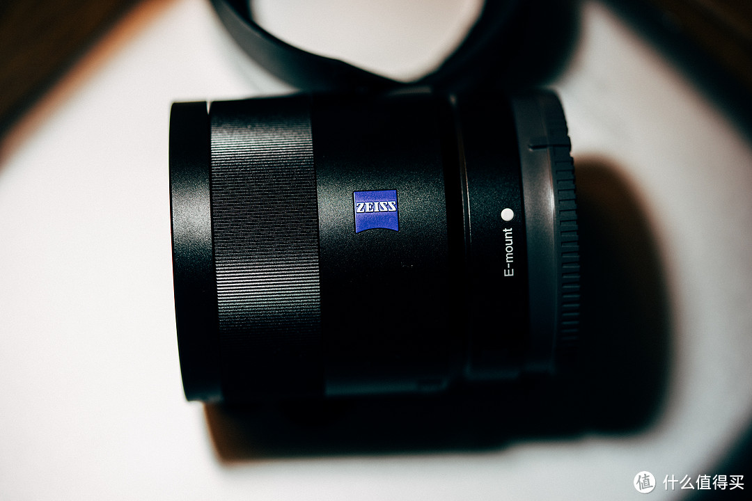 圣诞节礼物——SONY 索尼 Sonnar T* FE 55mm F1.8 ZA 标准定焦镜头开箱