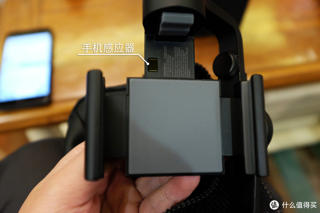 DJI 大疆 OSMO MOBILE 开箱小评，附大范围移动延时摄影技巧