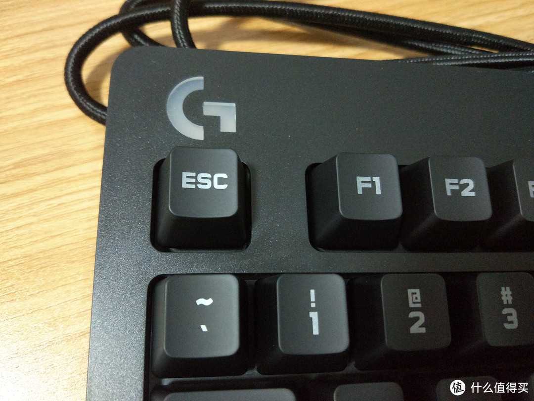 炫彩防水‘机械’键盘--罗技（Logitech）G213 RGB游戏键盘