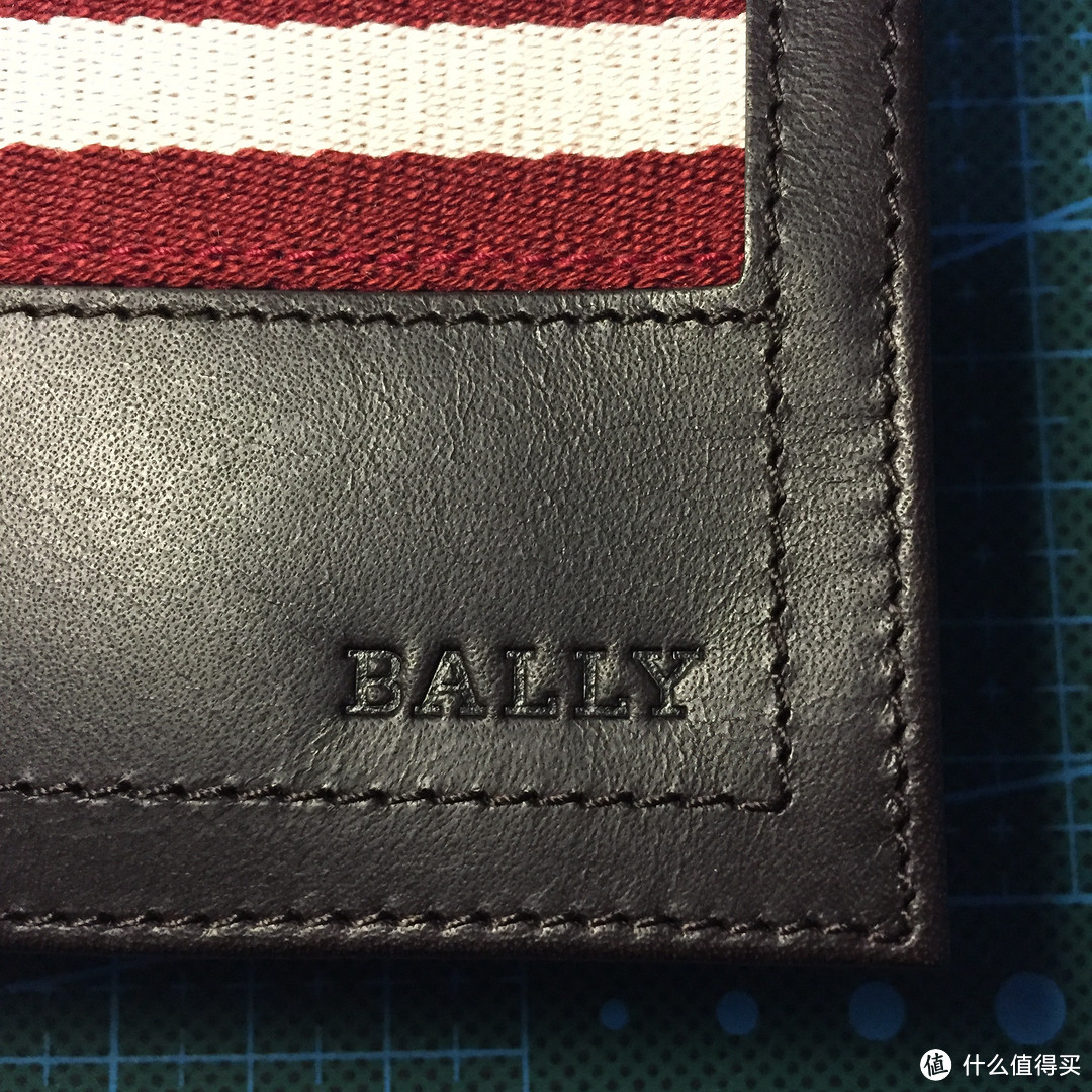 长个手不容易，该剁就剁：BALLY 男士两折钱包 开箱