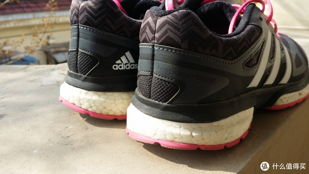 女款adidas 阿迪达斯 Response Boost 运动鞋 开箱晒图（附真人兽）