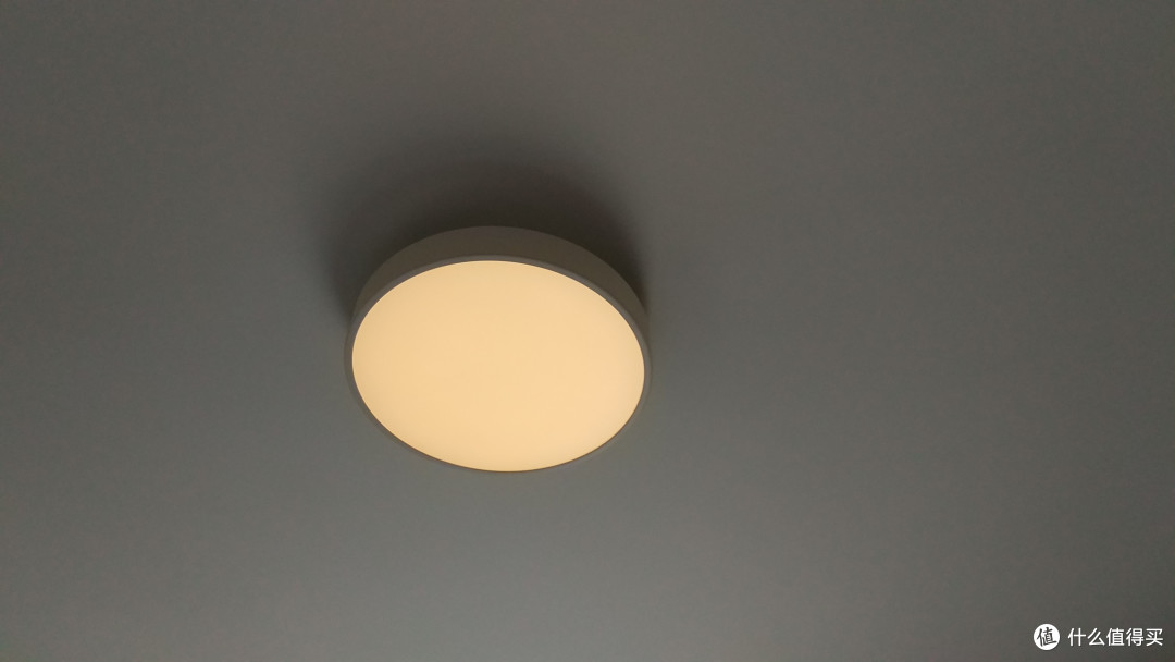 Yeelight 智能 LED 吸顶灯