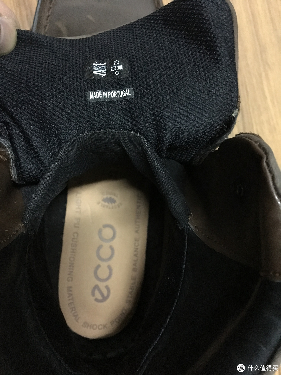 粗犷的外形掩饰不了少女般的内芯——ecco 爱步 Track 6 Gore-Tex 户外徒步鞋