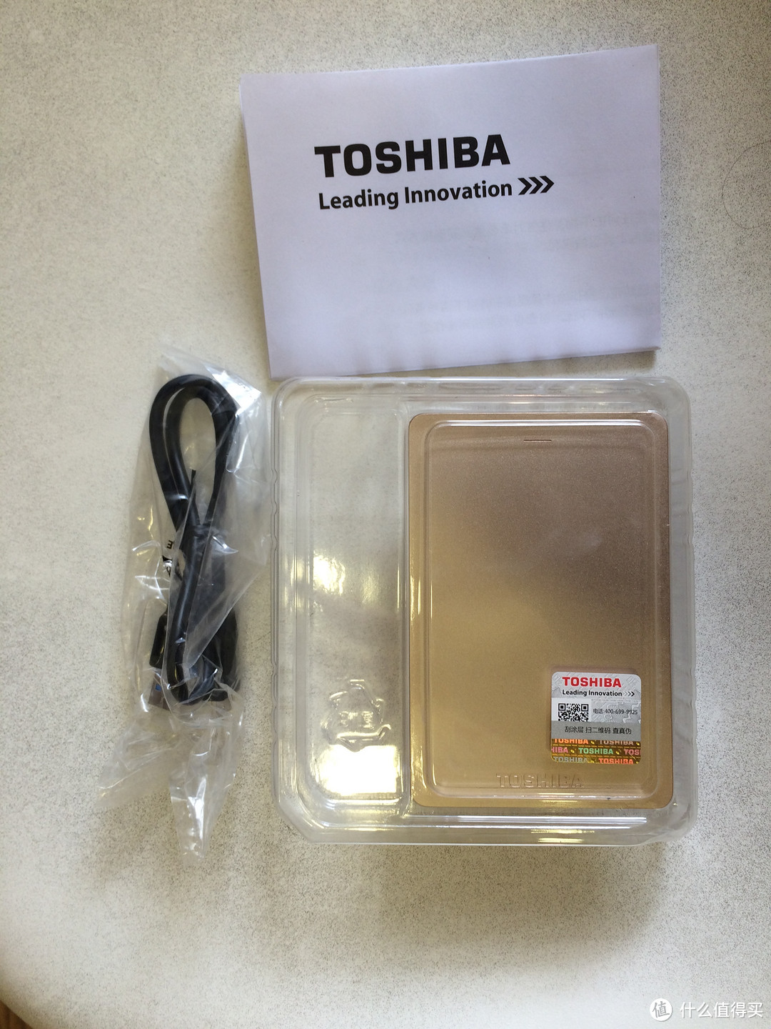 高颜值 Toshiba 东芝 Canvio Alumy 移动硬盘1TB 开箱