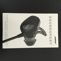 Bose SoundSport 运动耳机外观展示(充电线|电源键|充电插口|按钮)