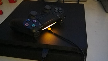 索尼 PlayStation 4 (PS4) Slim 游戏机使用总结(充电|开机|设计)