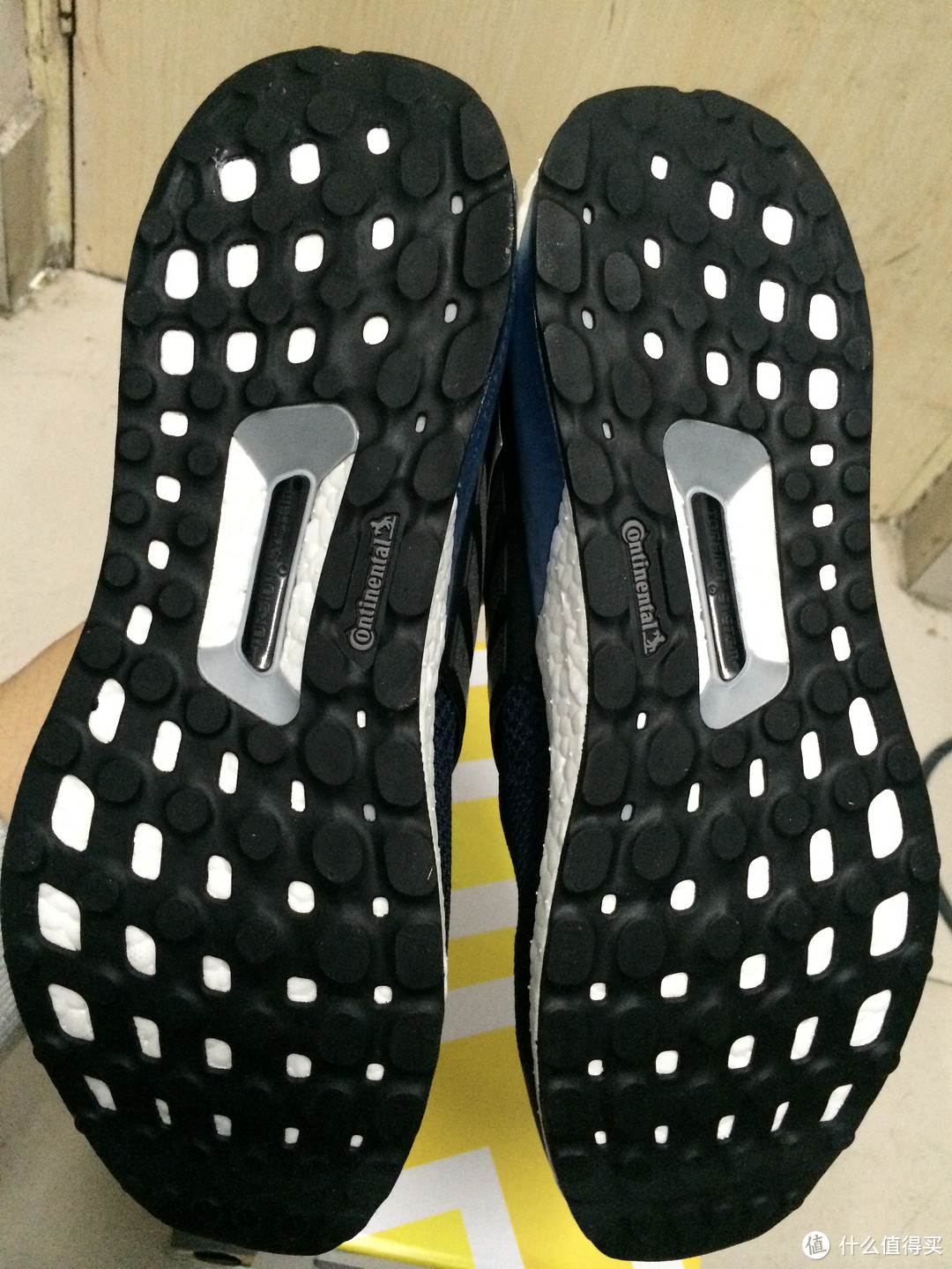 迟到的 wiggle adidas 阿迪达斯 UltraBoost ST 男款跑鞋 晒单