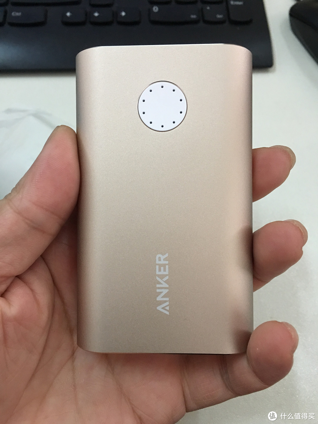 #原创新人#入手美亚日亚第一移动电源——Anker 新品 高通QC3.0 10000+毫安 双向快充移动电源