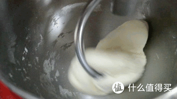心意满满的新年伴手礼——豆沙蛋黄酥