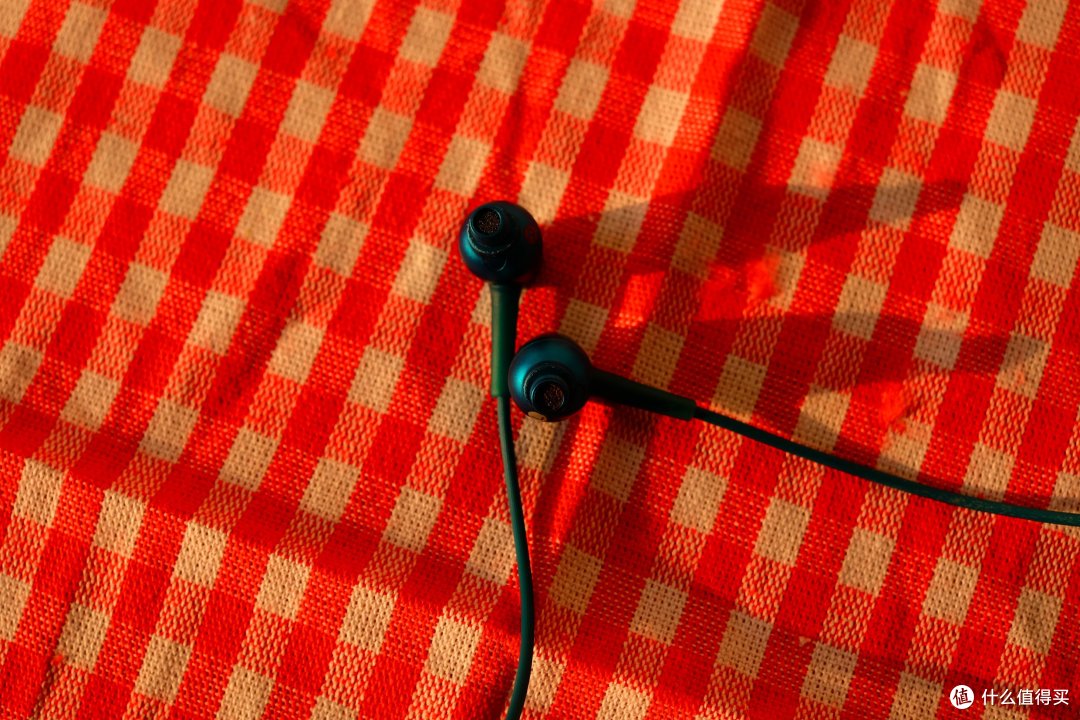 色“诱”心生:SONY 索尼 MDR-EX750AP h.ear耳机初体验