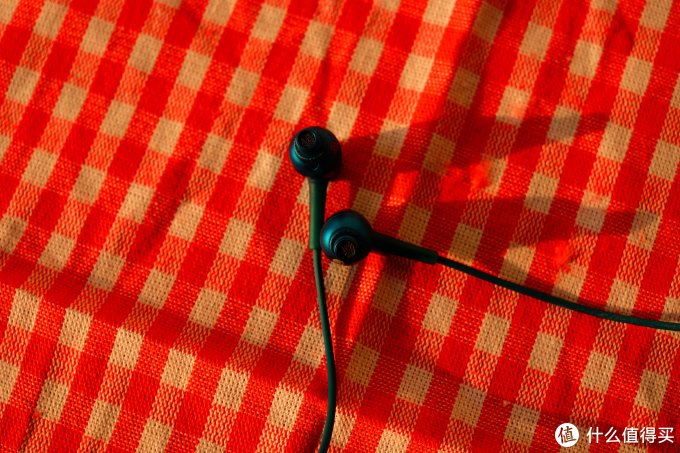 色“诱”心生：SONY 索尼 MDR-EX750AP h.ear耳机初体验