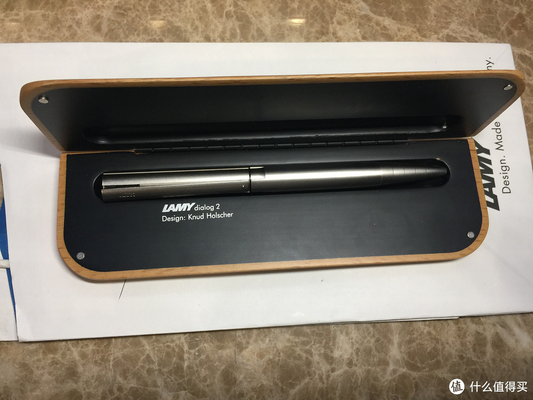 文具控的那些笔 篇一:lamy 凌美 焦点2 钯金属宝珠笔