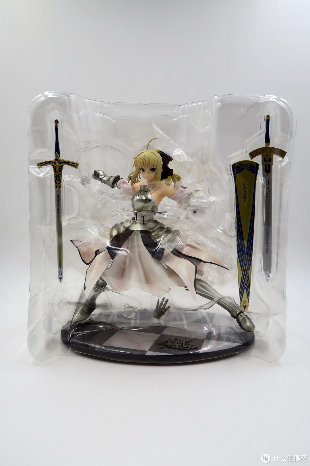 大热门的手办——再再版 GSC SABER LILY 1/7手办