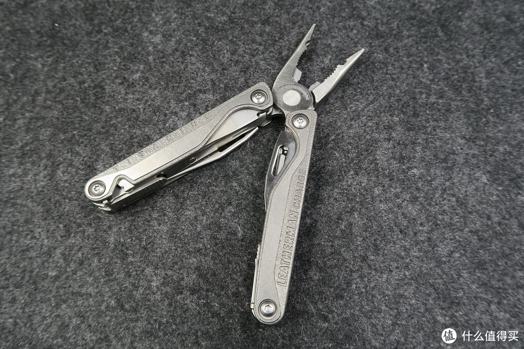 EDC小工具——LEATHERMAN 莱泽曼 TTI 多功能工具钳（附与海啸对比）