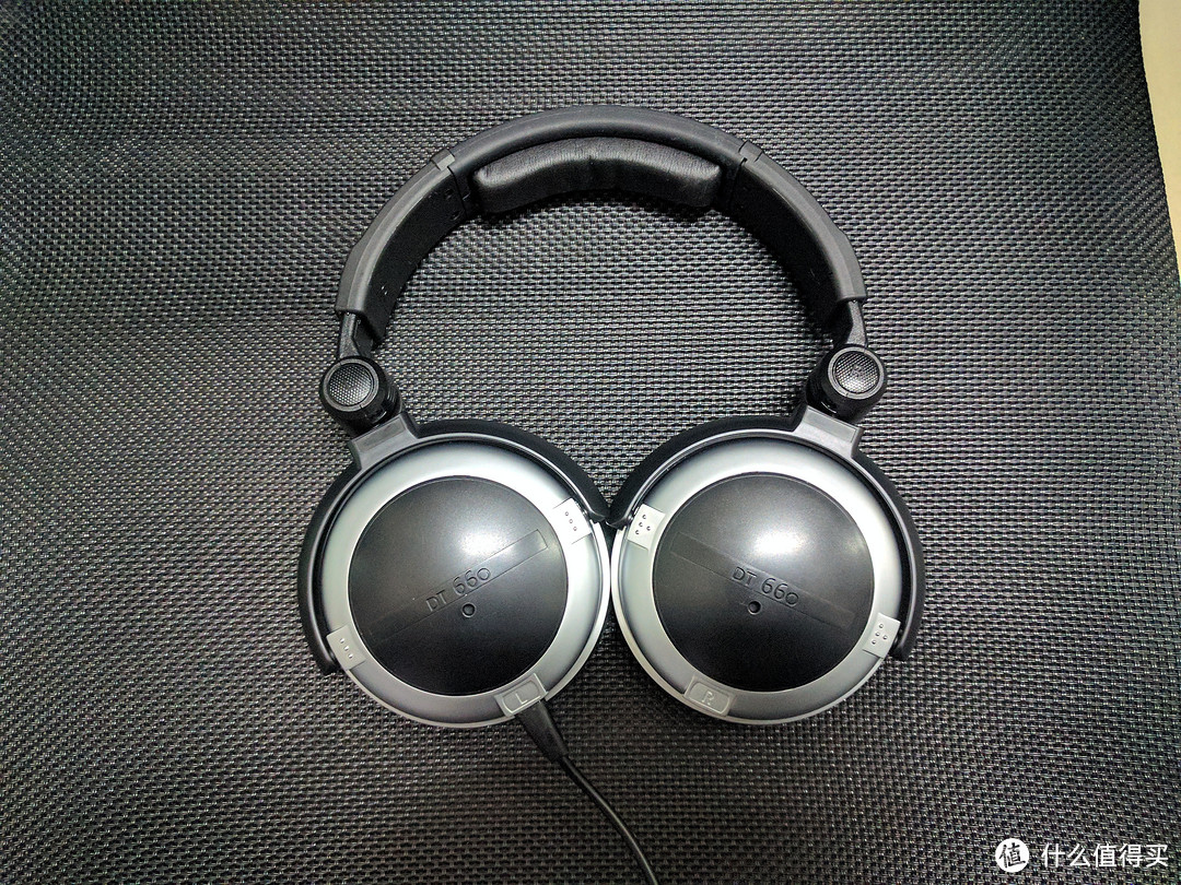 封闭耳机听交响：Beyerdynamic 拜亚动力 DT660