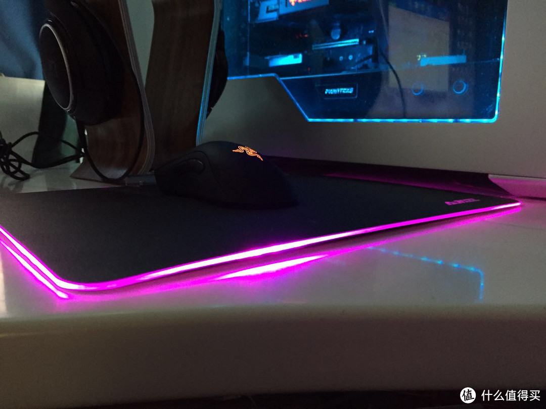 [轻众测]光怪陆离的桌上世界——AJAZZ Pad RGB