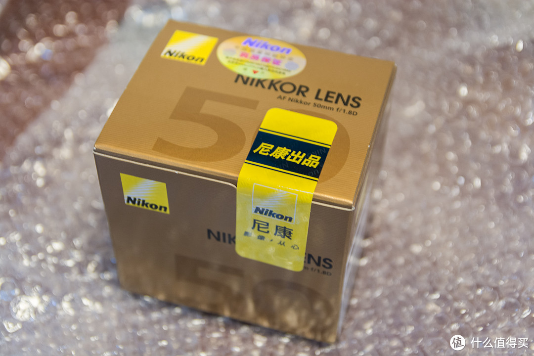 简单易懂的单反说明书：入门好选择Nikon 尼康D7100+人精 开箱