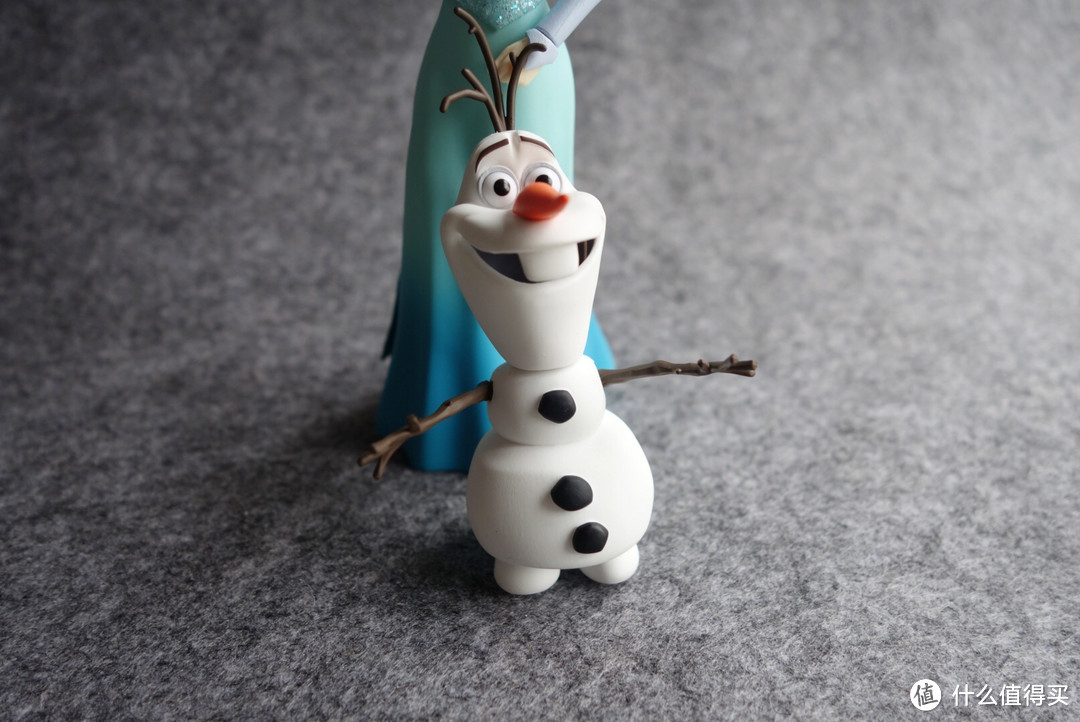 #本站首晒# Let it go~ FIGMA 冰雪奇缘 爱尔莎&雪宝 涂装可动模型（多图）