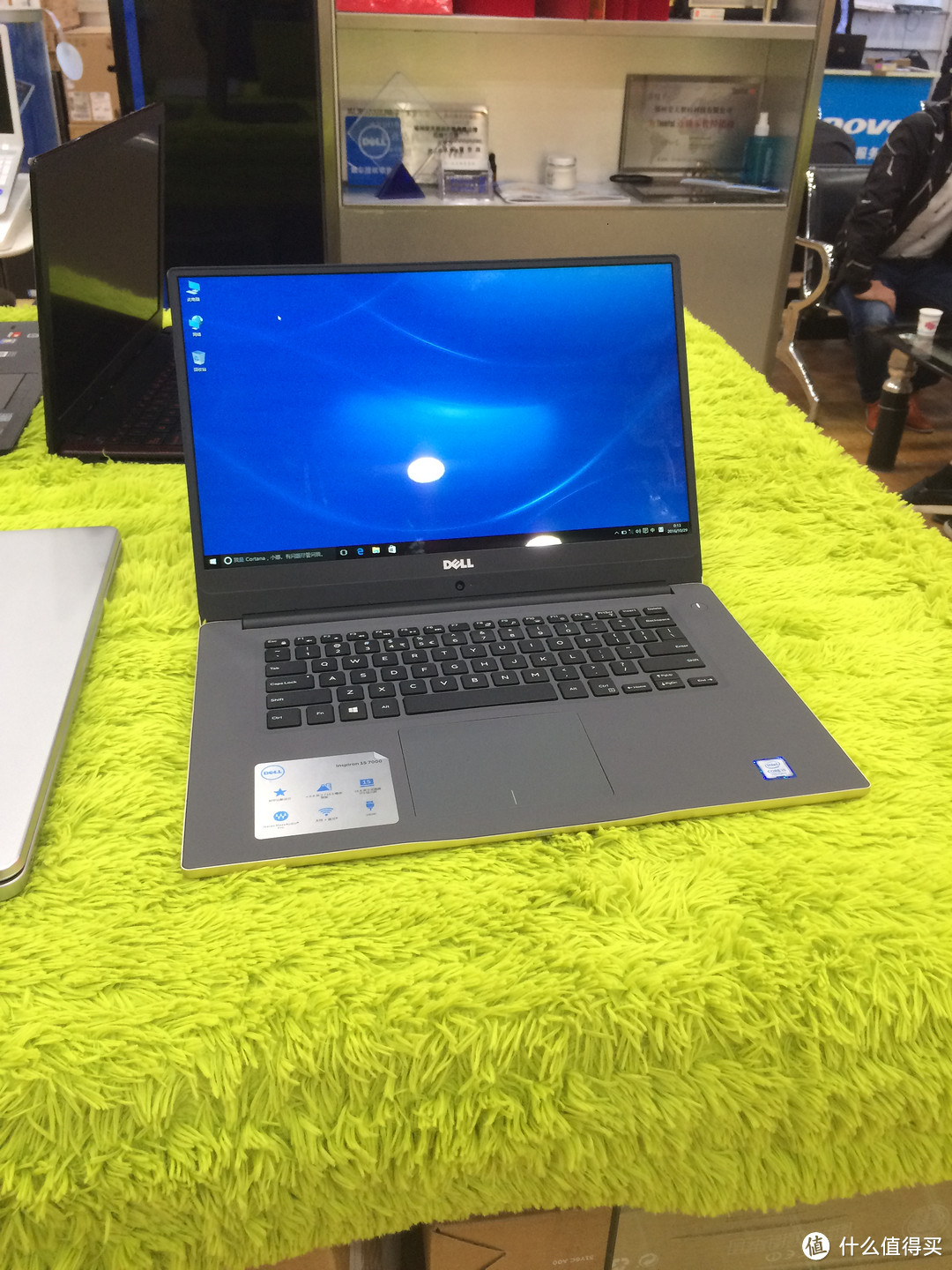 DELL 戴尔 魔方 15MF Pro-R1508TS 灵越15.6英寸笔记本电脑