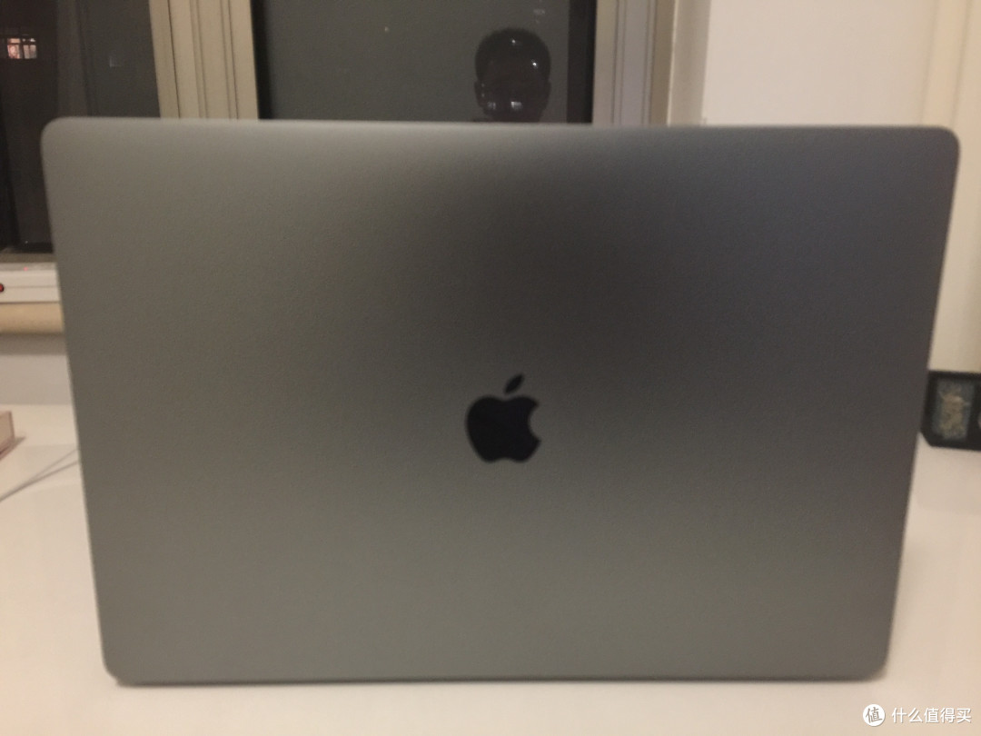 Apple 苹果 MacBook Pro 15.4英寸笔记本电脑 2016年款 乞丐版 开箱！
