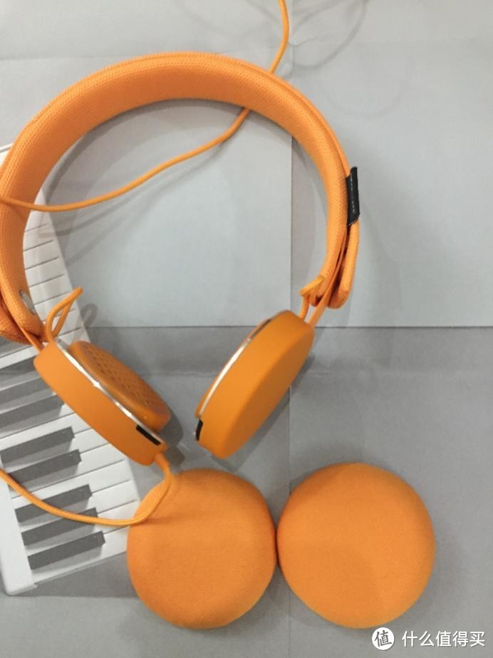 小可爱 Urbanears Humlan 头戴式重低音时尚  耳机