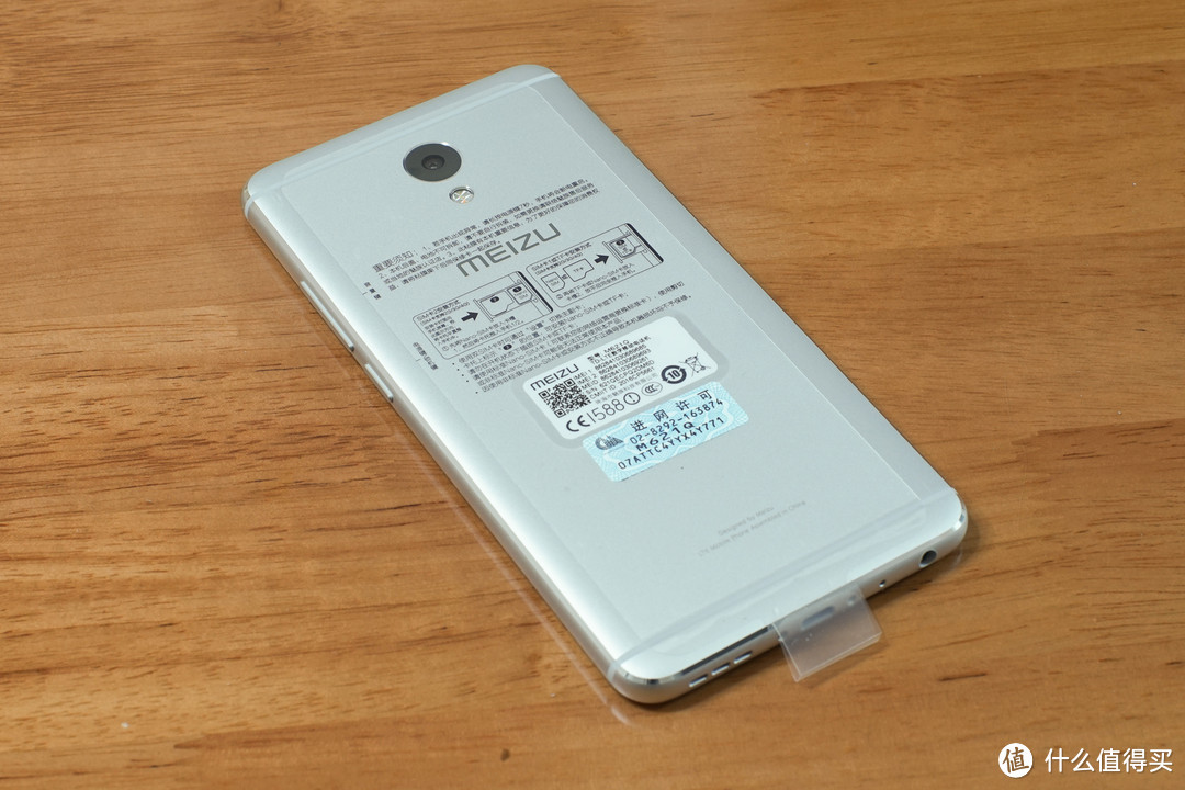 魅蓝NOTE5 VS 小米NOTE—新晋千元机与落入千元价位老旗舰之间的较量