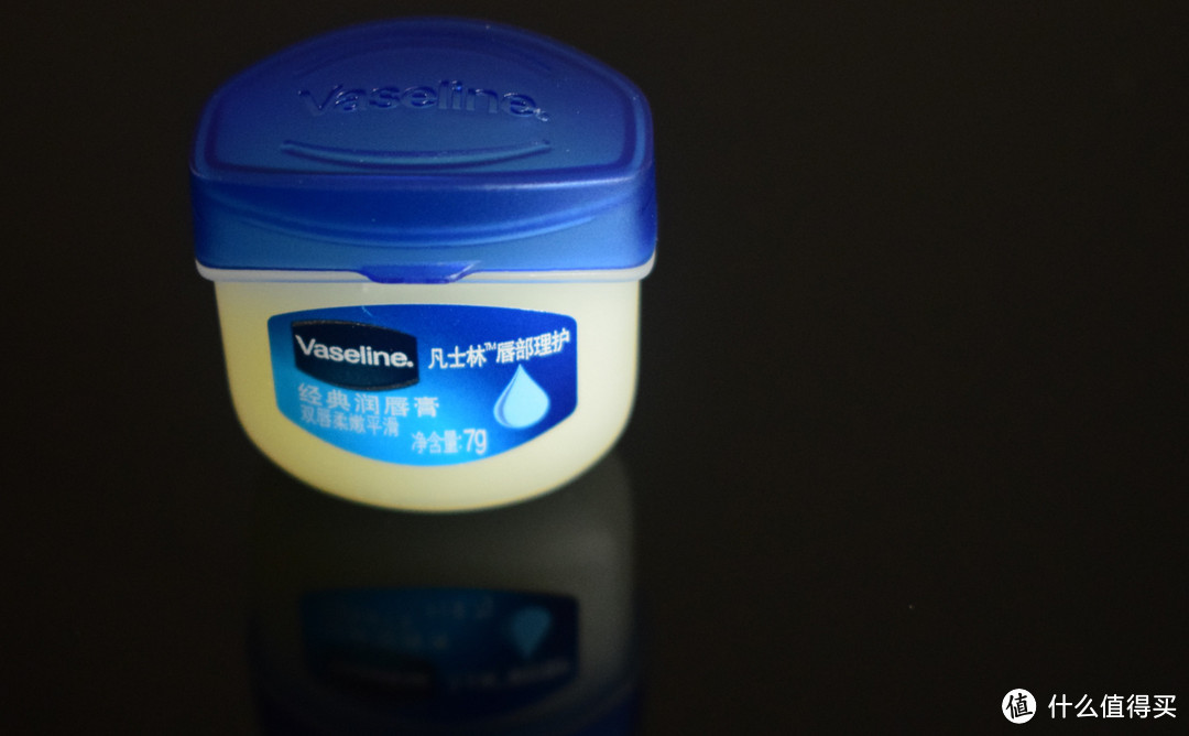 好用不止于红唇: Vaseline 凡士林 经典润唇膏 使用评测