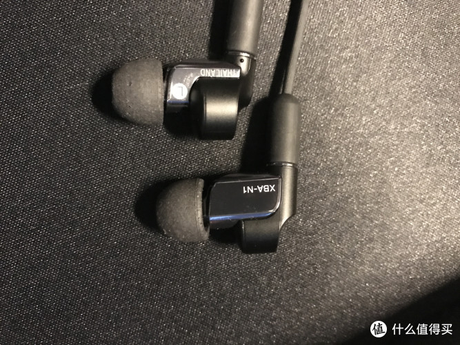 Iriver 艾利和 AK Jr & SONY 索尼 A35伪开箱附