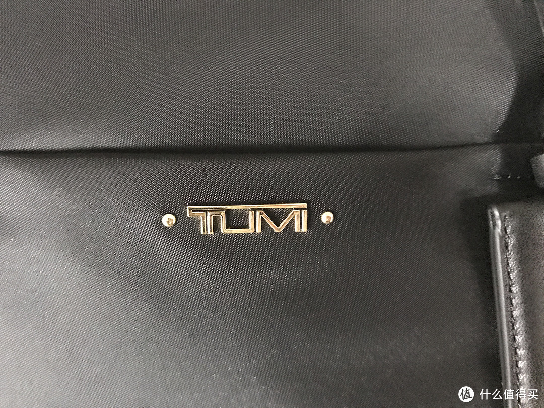 2016年最喜欢的一款包——Tumi Voyageur 484707D 双肩包