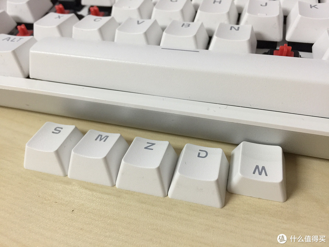 简约并不简单--悦米机械键盘 红轴 拆解评测