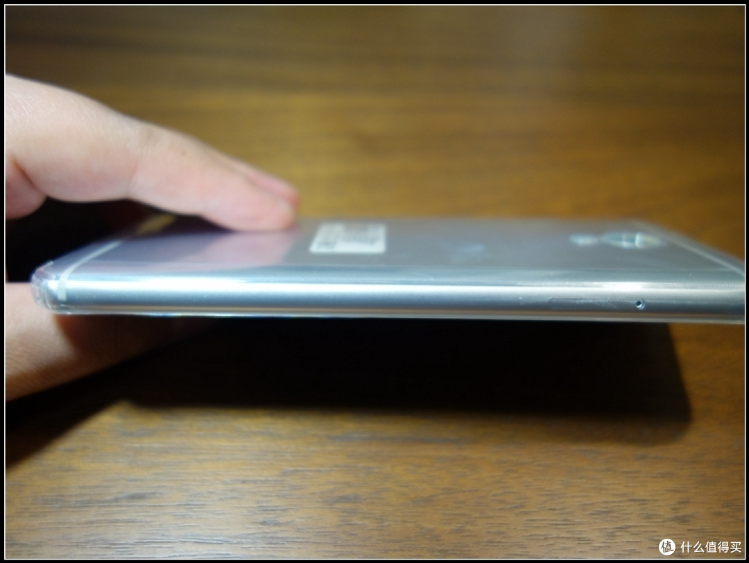 众测报告?其实这是一篇关于魅蓝NOTE5手机壳的迷你横向评测