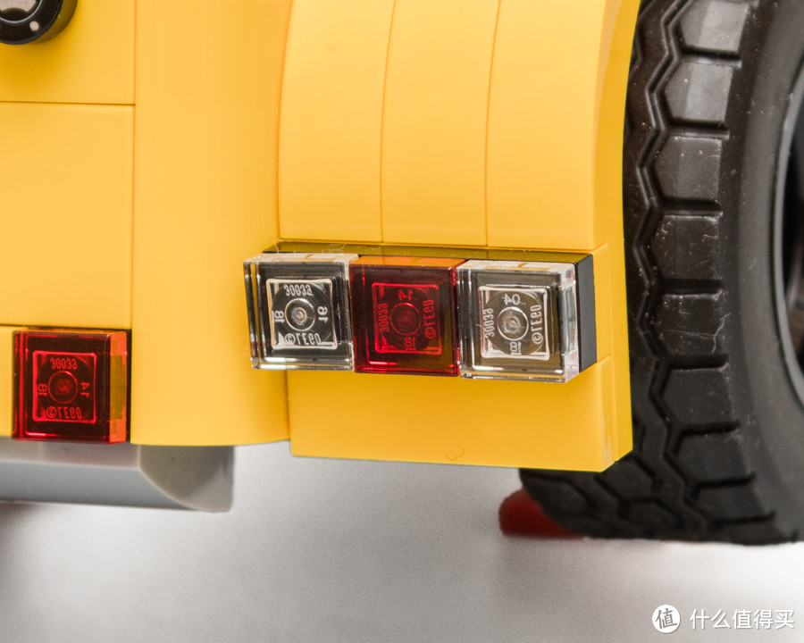 一道破空而来的金色闪电：LEGO 乐高 IDEAS系列 21307 卡特汉姆 Seven 620R 赛道跑车