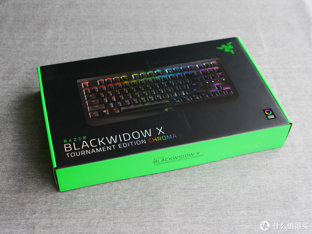 初触灯厂 Razer 雷蛇黑寡妇蜘蛛竞技幻彩版RGB机械键盘开箱体验