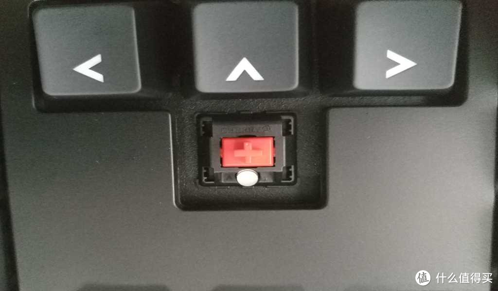 再拔一根草 — COOLERMASTER 酷冷至尊 烈焰枪旗舰版 红轴机械键盘 开箱