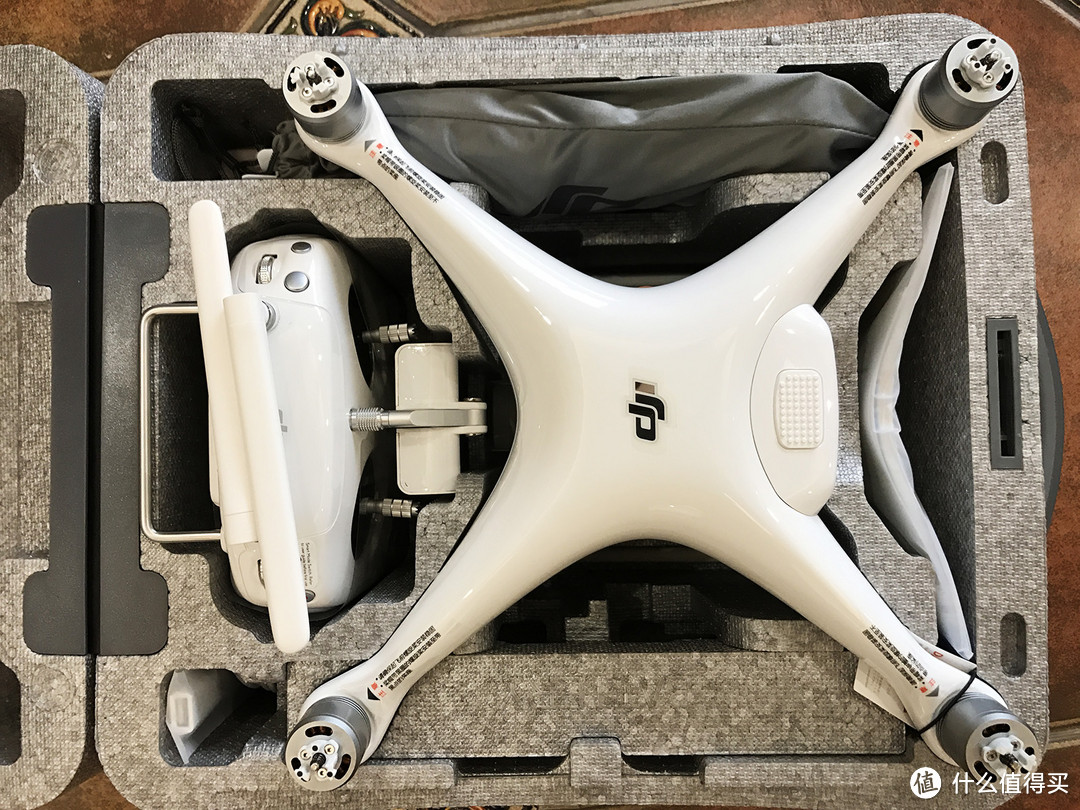 DJI 大疆 PANTOM4 PRO 精灵4PRO 开箱