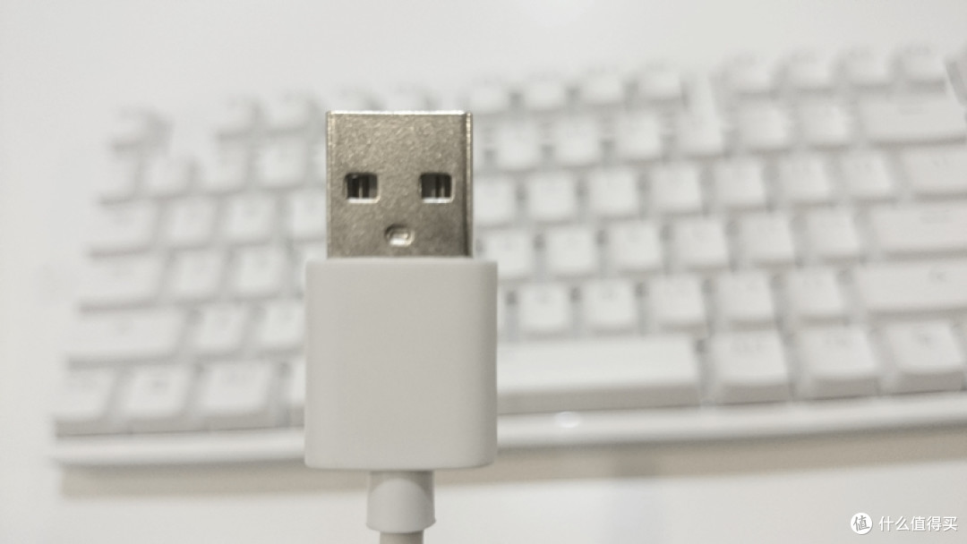 指尖上的旋律： 悦米机械键盘