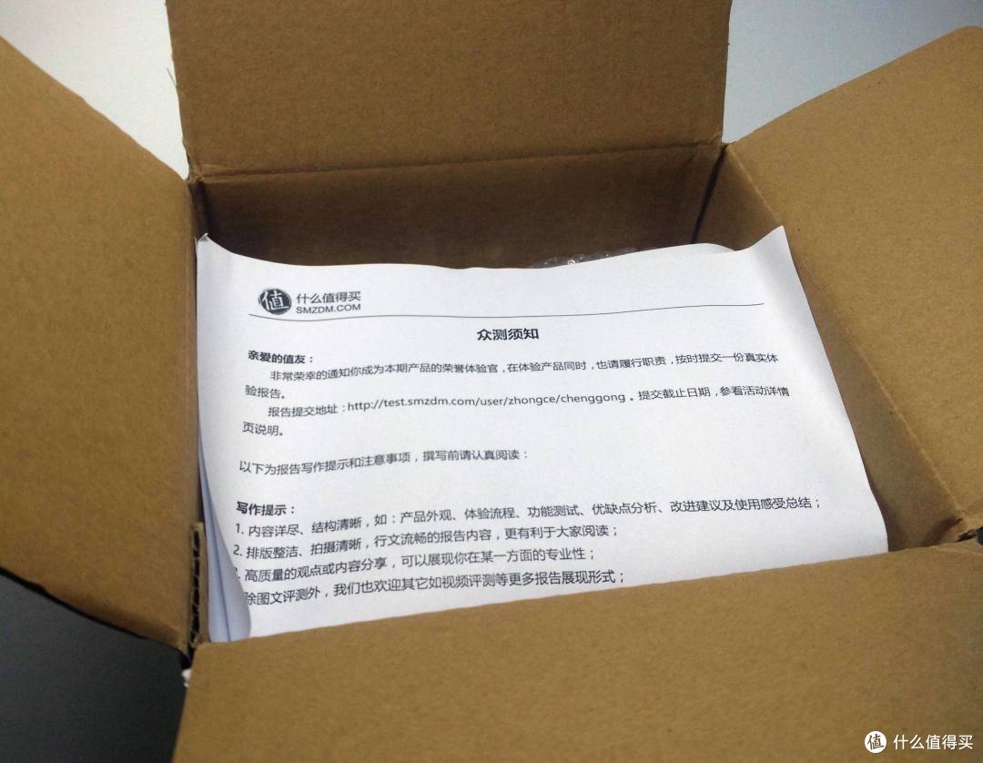 速度颜值轻薄兼顾的---希捷 至轻睿利便携移动硬盘(1TB)