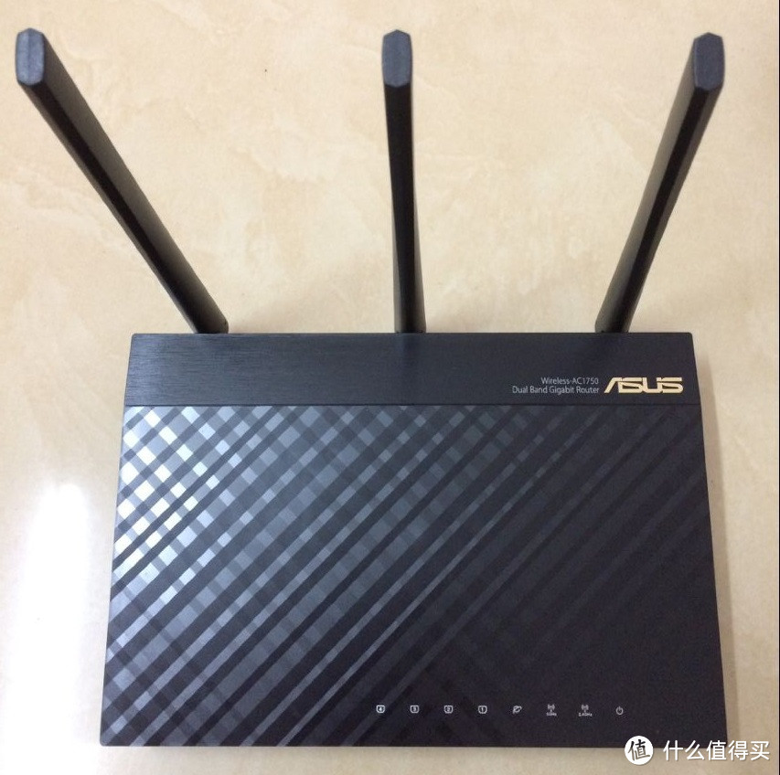 不一样的ASUS 华硕 RT-AC66U B1 无线路由器