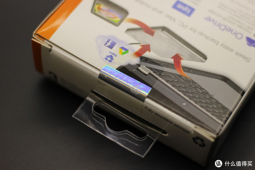 轻且有型、薄亦有质——SEAGATE 希捷 至轻睿利便携式 移动硬盘(1TB) 开箱评测