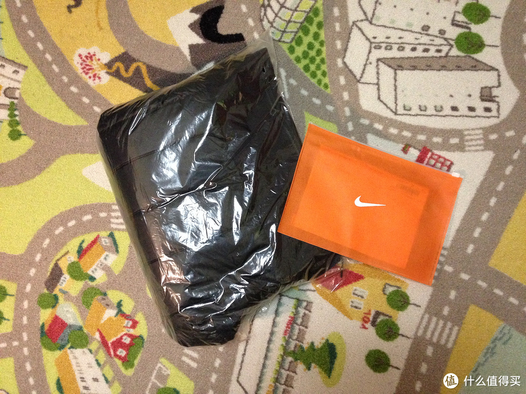 NIKE TECH FLEECE AEROLOFT 女子羽绒外套