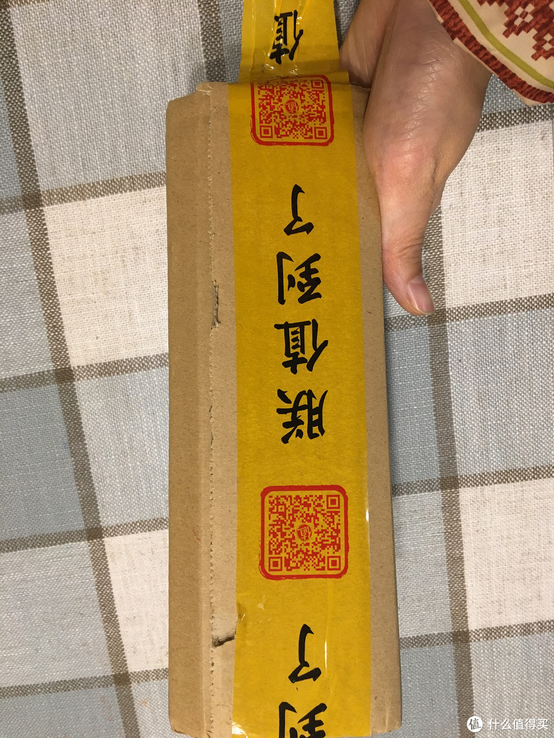 家用第一，便携第二；润唇第一，润妆第二——Vaseline凡士林 经典润唇膏评测