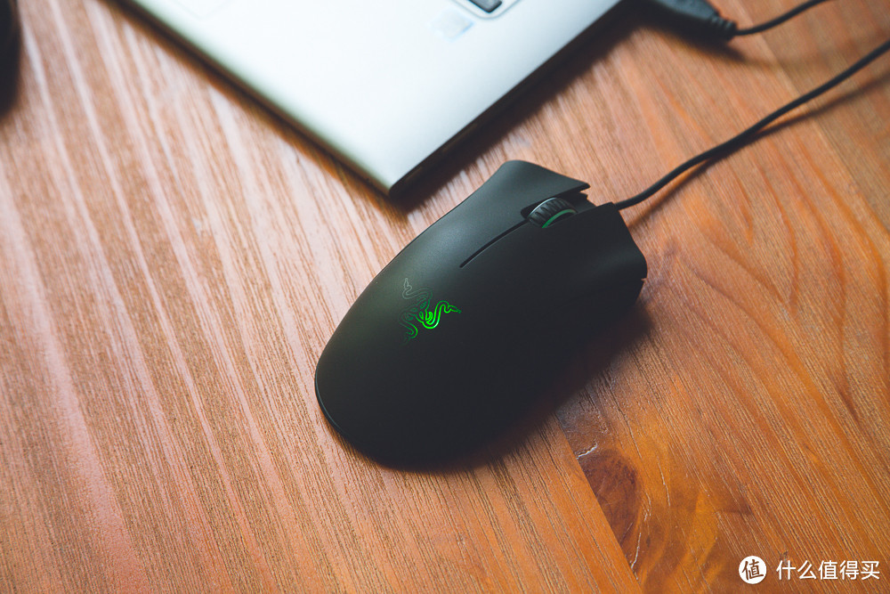 时隔10年再次剁手—Razer 雷蛇 炼狱蝰蛇 DeathAdder 有线游戏鼠标测评