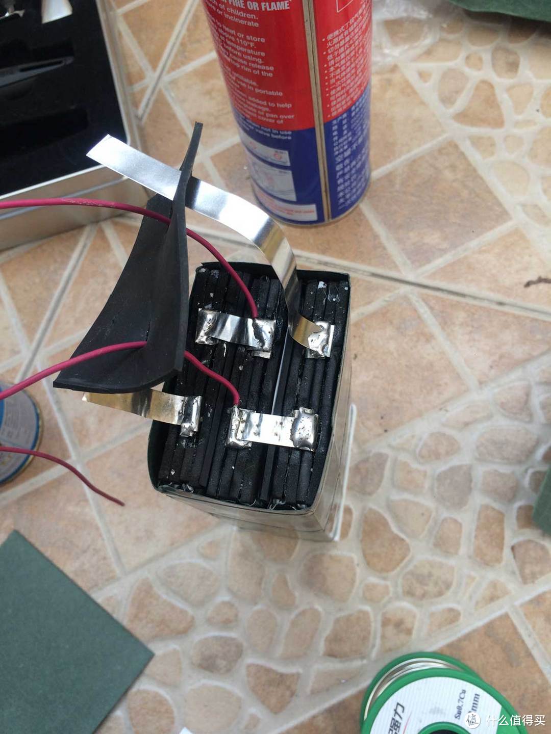 手工自制实用12V锂电池  有了它从此楼下洗车不用愁