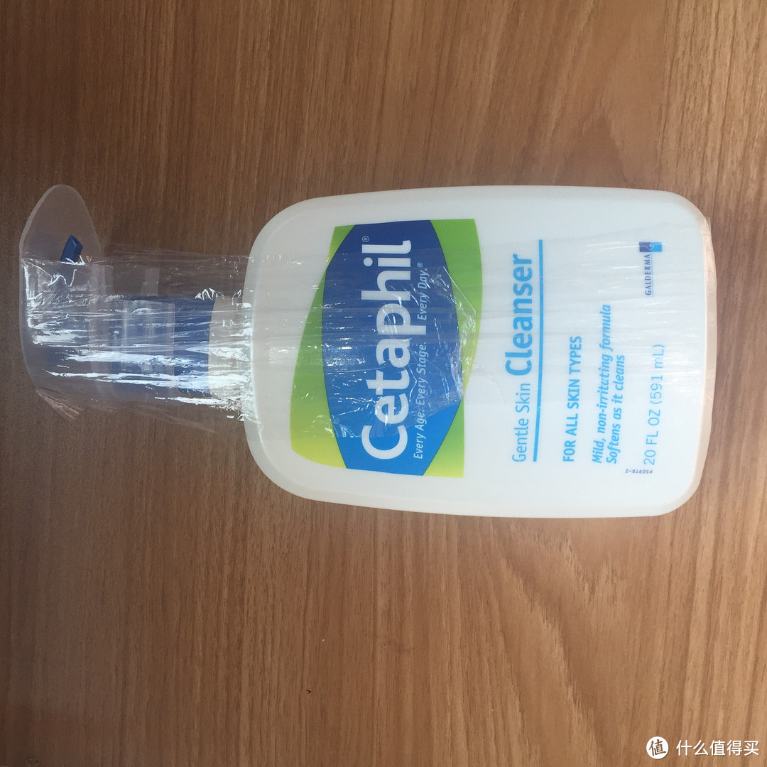 这是一瓶沐浴露？真的没有人用它来洗脸了吗？：Cetaphil 丝塔芙 温和无泡洁面乳