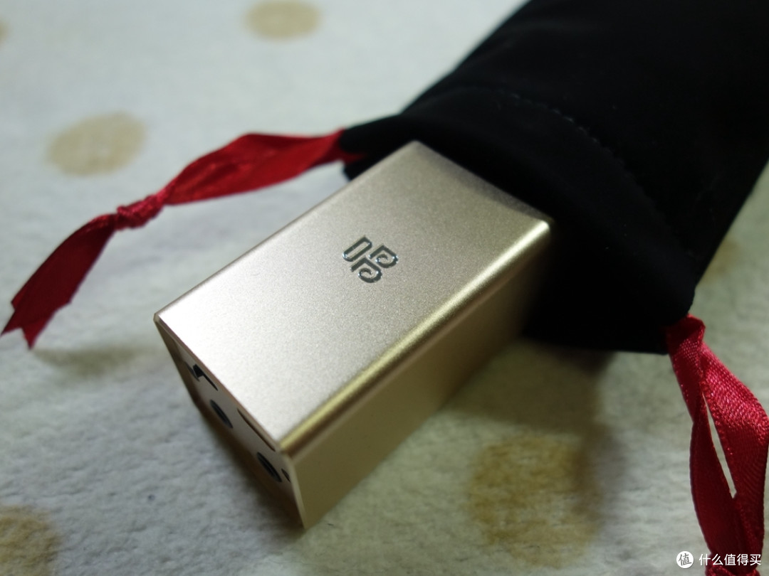 新年新玩具 — 唱吧 M1 开箱