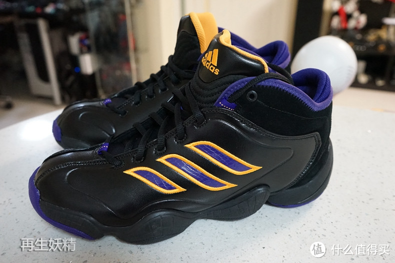 曾经球场的王者，如今回忆的片段：adidas 阿迪达斯  crazy 3 篮球鞋 开箱、上脚